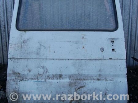 ФОТО Дверь задняя правая для Mazda E2200 Киев