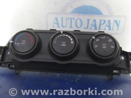 ФОТО Климат-контроль для Mazda MX-5 (06-15) Киев