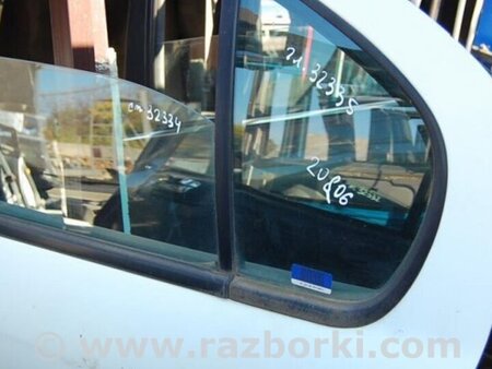 ФОТО Стекло дверное глухое заднее левое для Nissan Primera P11 Киев
