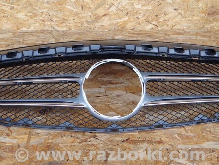 ФОТО Решетка радиатора для Mercedes-Benz C-CLASS Киев