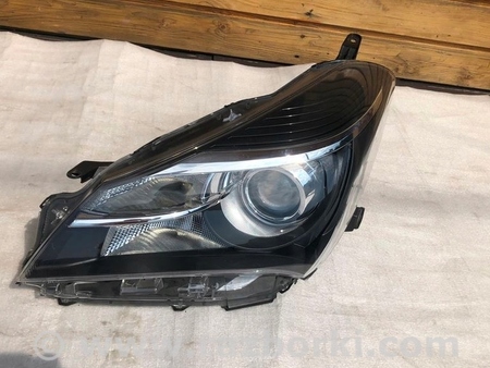 ФОТО Фара для Toyota Yaris (05-11) Киев