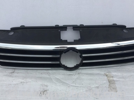 ФОТО Решетка радиатора для Volkswagen Passat B8 (07.2014-...) Киев
