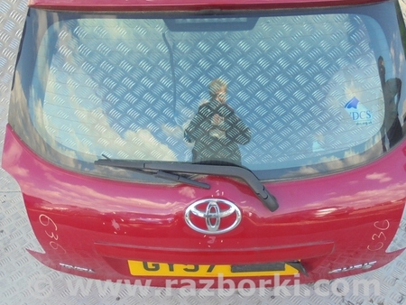ФОТО Крышка багажника для Toyota Auris E180 (08.2012-03.2018) Киев