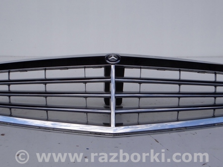 ФОТО Решетка радиатора для Mercedes-Benz C-CLASS Киев