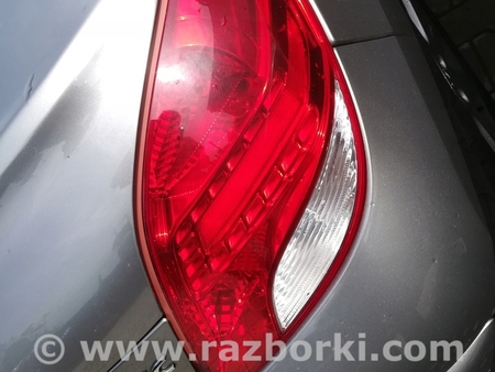 ФОТО Фонарь задний для Peugeot 207 Киев