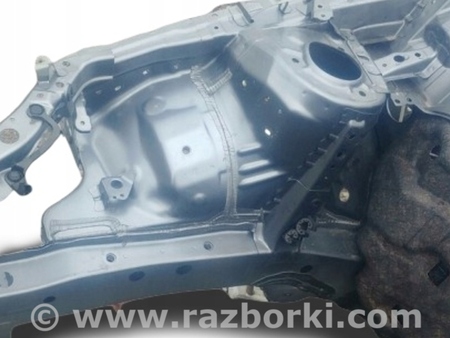 ФОТО Четверть автомобиля для Lexus CT200 (11-17) Киев