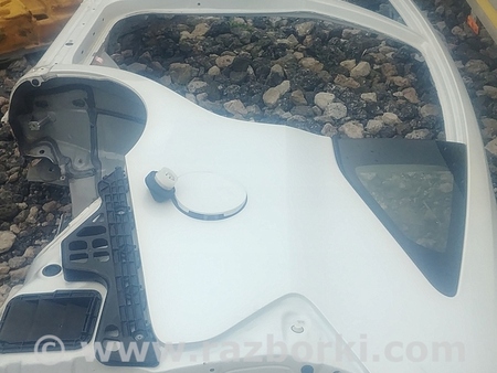 ФОТО Крыло переднее для Toyota Prius (2016-) Киев