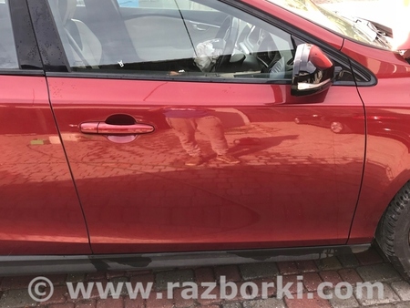 ФОТО Дверь передняя для Volvo V40 Киев