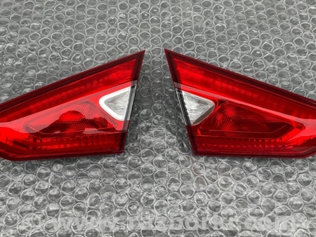 ФОТО Фонарь задний для Nissan Pulsar Киев
