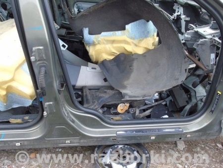 ФОТО Стойка кузова центральная для Volvo V70 Киев