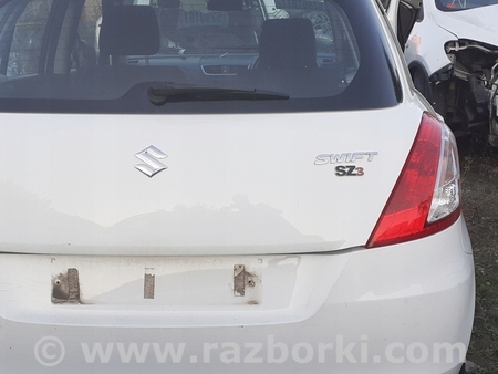 ФОТО Крышка багажника для Suzuki Swift Киев