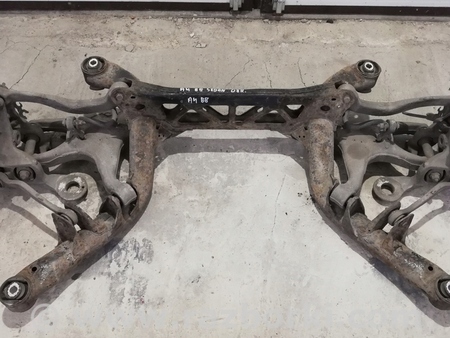 ФОТО Задняя балка голая для Audi (Ауди) A4 B9 - 8W2, 8W5 (06.2015-...) Киев