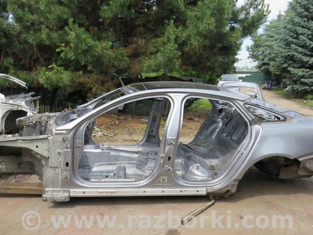 ФОТО Стойка кузова центральная для Jaguar XJ Киев