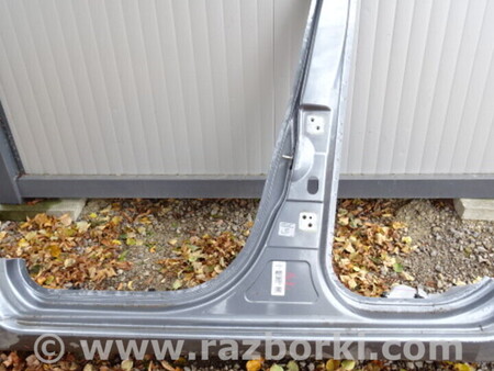 ФОТО Стойка кузова центральная для Citroen C3 Picasso Киев