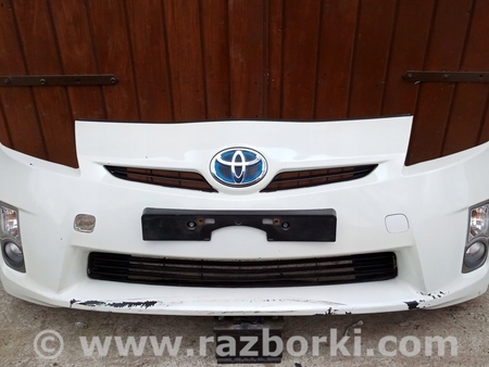 ФОТО Бампер передний для Toyota Prius (2016-) Киев