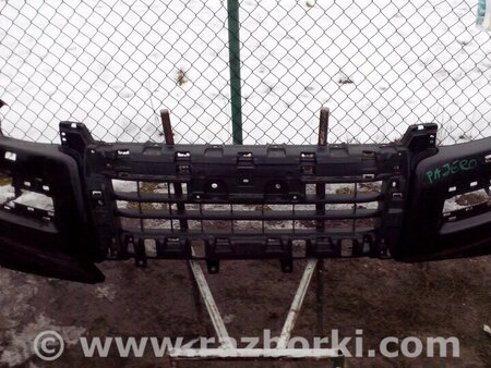 ФОТО Бампер передний для Mitsubishi Pajero Киев