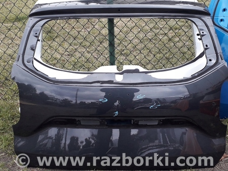 ФОТО Крышка багажника для Renault Duster Киев