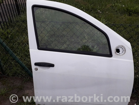ФОТО Дверь передняя для Renault Duster Киев