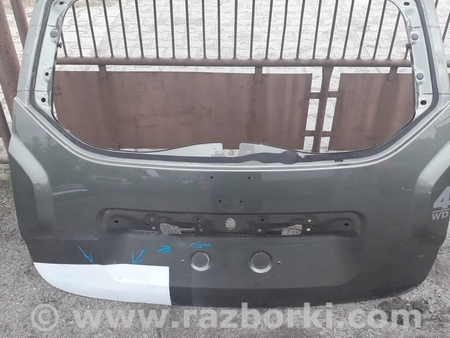 ФОТО Крышка багажника для Renault Duster Киев