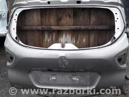ФОТО Крышка багажника для Renault Captur (2013-...) Киев