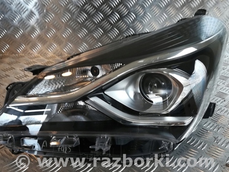 ФОТО Фара для Toyota Yaris (05-11) Киев