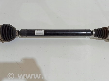ФОТО Привод для Volkswagen Passat B8 (07.2014-...) Киев