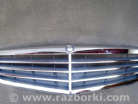 ФОТО Решетка радиатора для Mercedes-Benz C-CLASS Киев