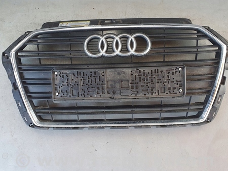 ФОТО Решетка радиатора для Audi (Ауди) A3 8P1, 8PA, 8P7 (03.2003-12.2013) Киев