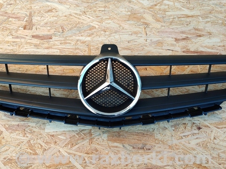 ФОТО Решетка радиатора для Mercedes-Benz A-klasse Киев