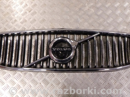 ФОТО Решетка радиатора для Volvo XC60 Киев