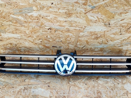 ФОТО Решетка радиатора для Volkswagen Touran (01.2003-10.2015) Киев