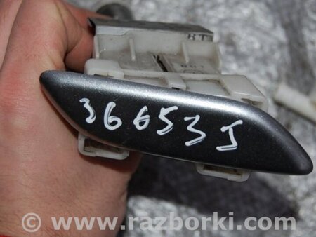 ФОТО Форсунка омывателя фар для Mazda 3 BL (2009-2013) (II) Киев
