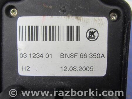 ФОТО Блок управления стеклоподъемником для Mazda 3 BK (2003-2009) (I) Киев