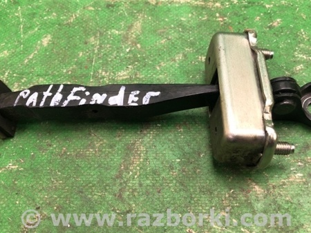 ФОТО Ограничитель двери для Nissan Pathfinder R52 Киев