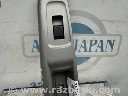 ФОТО Кнопка стеклоподьемника для Subaru Forester SH Киев