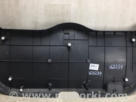ФОТО Обшивка крышки багажника для Suzuki SX4 Киев
