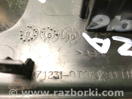 ФОТО Накладка кнопок стеклоподъемника для Toyota Venza Киев