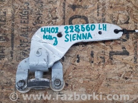 ФОТО Ролик нижний боковой сдвижной двери для Toyota Sienna (11-16) Киев