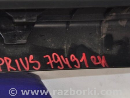 ФОТО Накладка порога внутренняя для Toyota Prius 30 (09-17) Киев