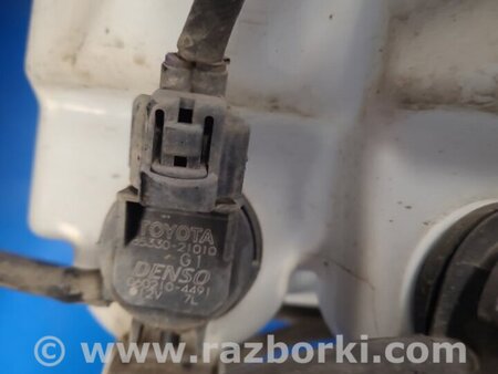 ФОТО Бачок омывателя для Toyota Prius 30 (09-17) Киев
