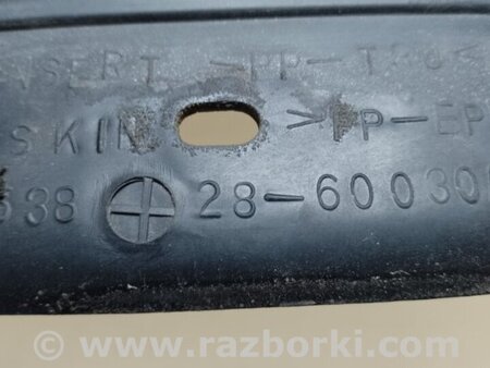 ФОТО Пыльник крыла для Toyota Land Cruiser Prado 120 Киев