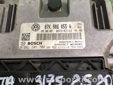 ФОТО Блок управления двигателем для Volkswagen Jetta USA (10-17) Киев