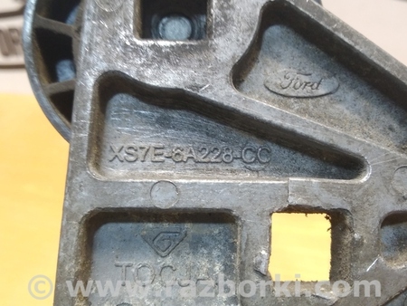ФОТО Кронштейн генератора для Ford Mondeo 3 (09.2000 - 08.2007) Киев