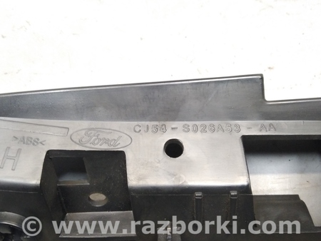 ФОТО Кронштейн (направляющая) верх обшивки стойки для Ford Escape 3 (01.2012-12.2018) Киев