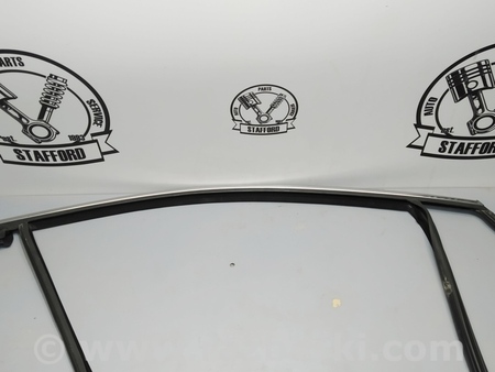 ФОТО Молдинг с уплотнителем стекла для Ford Edge 2 (02.2015-...) Киев