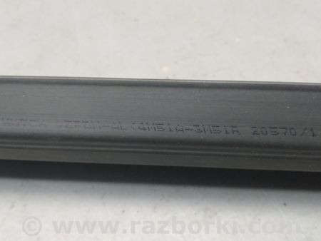 ФОТО Уплотнитель стекла двери для Ford C-Max Mk1, Mk2 Киев