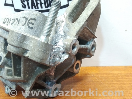 ФОТО Кронштейн опоры двигателя для Ford Escape 3 (01.2012-12.2018) Киев