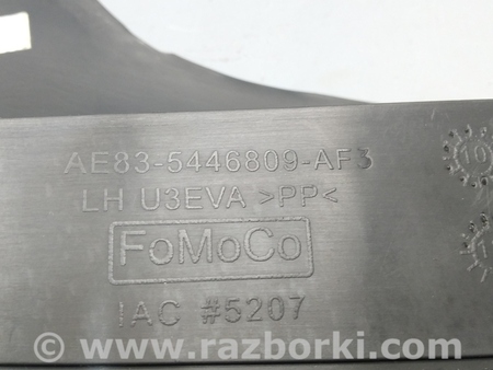 ФОТО Кожух заднего ремня безопасности для Ford Fiesta Mk6 (2008-2017) Киев