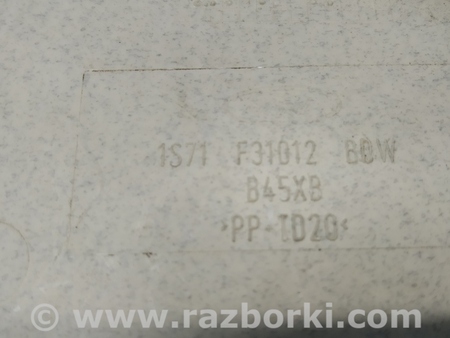 ФОТО Накладка задней стойки для Ford Mondeo 3 (09.2000 - 08.2007) Киев