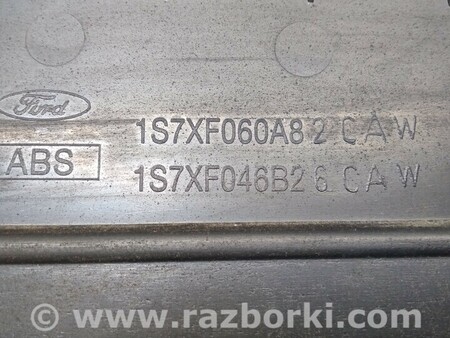 ФОТО Накладка напольной консоли для Ford Mondeo 3 (09.2000 - 08.2007) Киев